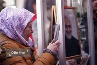 تصاویر/حضور زائران در سالگرد شهادت سردار سلیمانی
