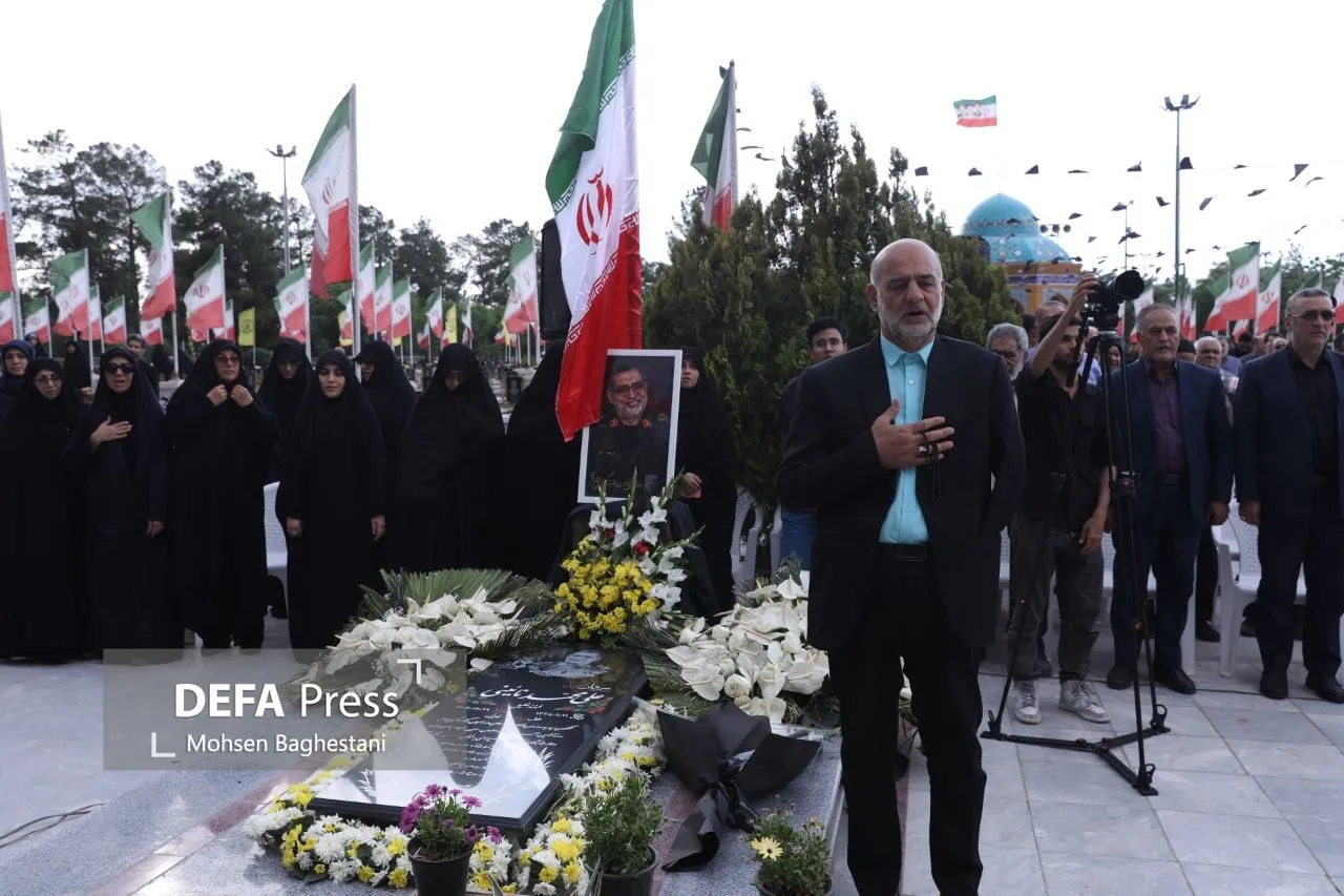 آئین گرامیداشت چهلمین روز شهادت سردار نائینی در کاشان برگزار شد+ تصاویر
