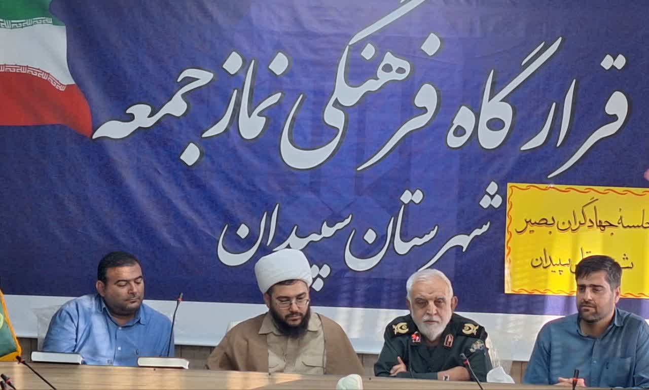 سردار کوشکی: تنها راه عبور از فشارهای دشمن، مقاومت است