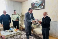 دیدار فرماندار نیشابور با خانواده شهید «علیرضا عبیری»