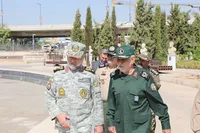 تصاویر/ بازدید سردار جان‌نثاری و امیر تباخی از موزه دفاع مقدس استان فارس