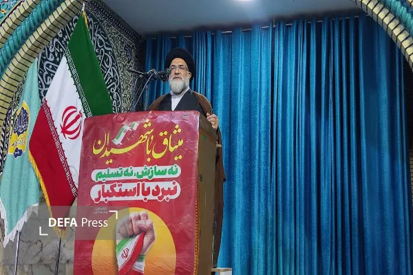 تبیین فرهنگ ایثار و شهادت گام مؤثری در خنثی‌سازی توطئه‌های استکبار است