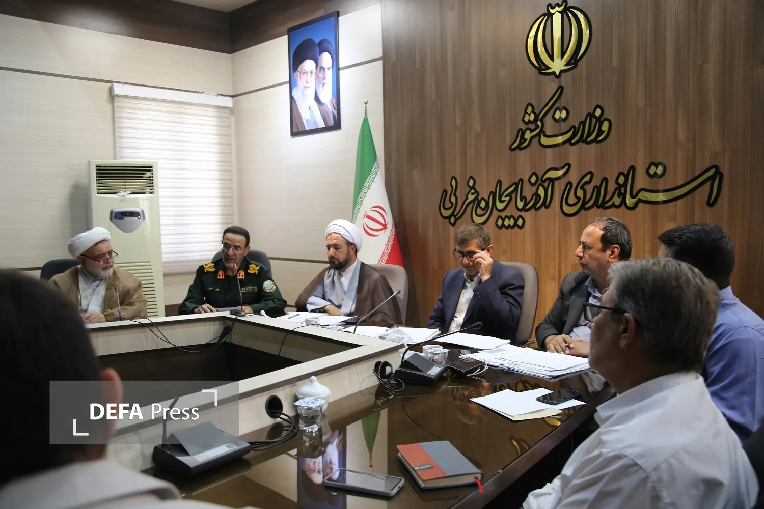تصاویر/ برگزاری نشست هماهنگی بزرگداشت هفته دفاع مقدس درآذربایجان غربی
