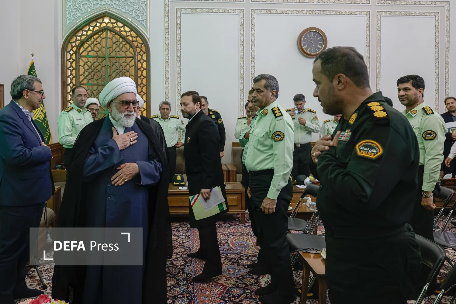 تصاویر/ دیدار فرماندهان انتظامی خراسان رضوی با تولیت آستان قدس رضوی