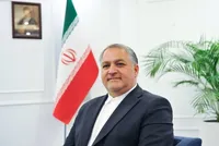 قشر فرهیخته با زبان هنر مسئولیت ایرانی بودن خود را به‌خوبی ایفا کند