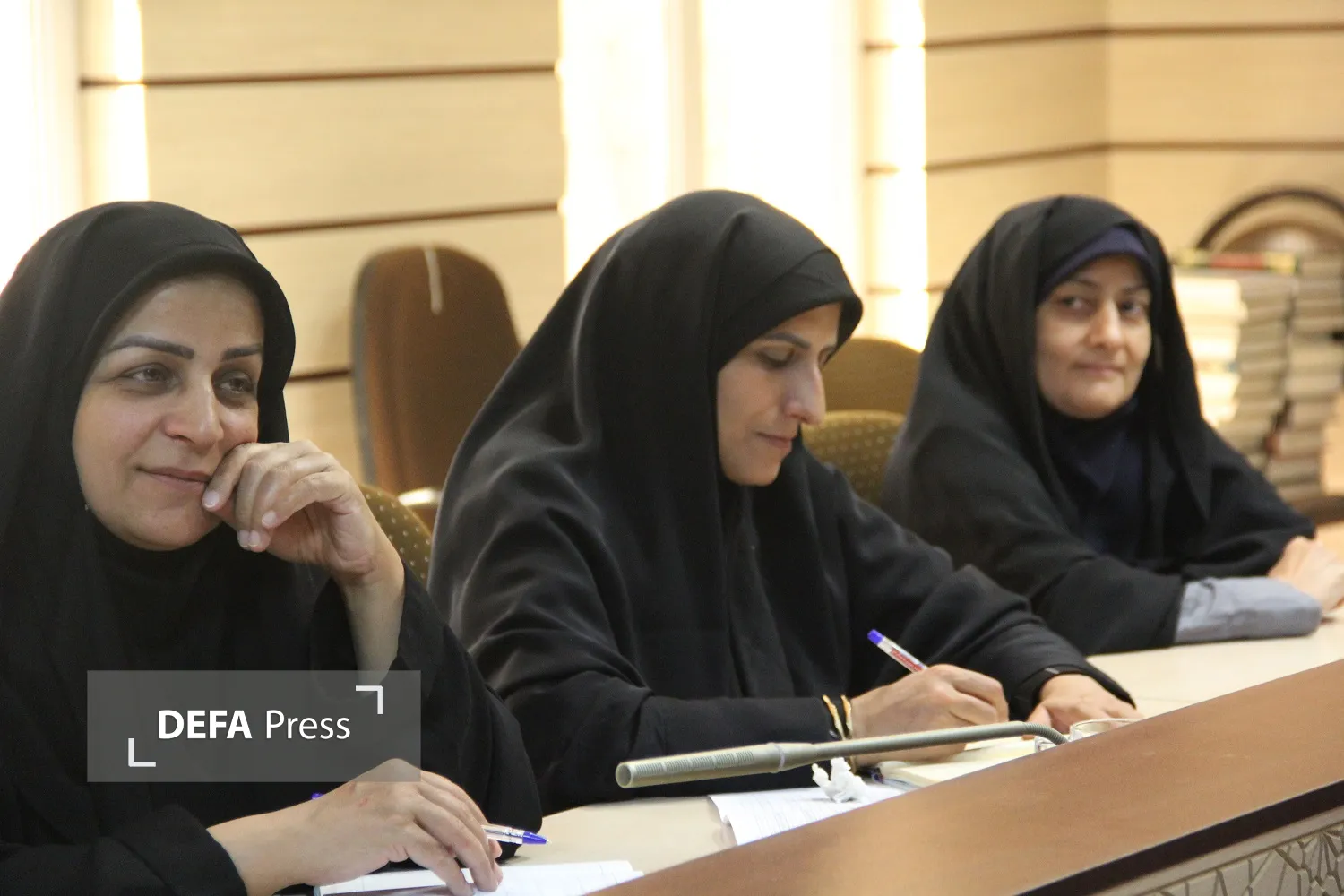 تصاویر/برگزاری پنجمین جلسه شورای معاونین اداره کل حفظ آثار استان یزد با محوریت برنامه‌های هفته دفاع مقدس
