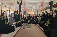 عطر‌افشانی و گلباران قبور مطهر شهدای یاسوج توسط بسیج جامعه زنان سپاه فتح کهگیلویه و بویراحمد