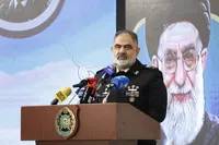 دریادار ایرانی: حضور ناوگان فرامنطقه‌ای در غرب‌آسیا غیرموجه است