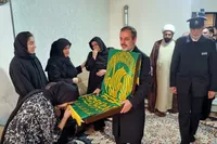 تصاویر/ حضور کاروان زیر سایه خورشید در منازل شهدای جنگ رمضان