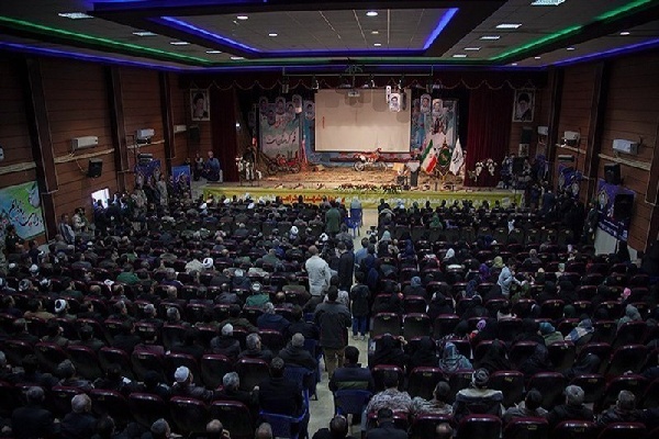 یادواره شهید مدافع امنیت «شادمان مرادی» در شهرستان مریوان برگزار شد یادواره شهید مدافع امنیت «شادمان مرادی» در شهرستان مریوان برگزار شد