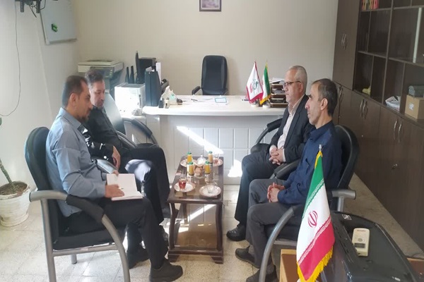 نشست تخصصی موسسه ایثار زنجان با سرپرست جدید بنیاد شهید استان برگزار شد