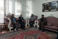 دیدار مدیرکل بنیاد شهید استان کرمان و فرماندار کرمان با جمعی از جانبازان و آزاده سرافراز