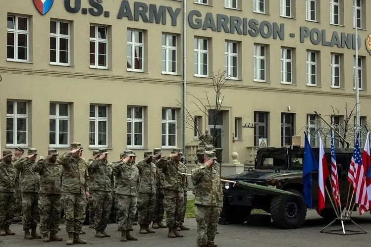 Moving American Terrorists from Berlin to Warsaw Moving American Terrorists from Berlin to Warsaw