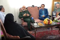 فیلم/ دیدار فرمانده شهید کل سپاه با خانواده مسیح کردستان
