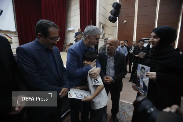 وزیر فرهنگ وزیر فرهنگ