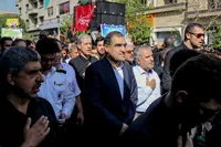 فوتوتیتر/ پیام شهدا برای مسوولان چیزی غیر از ایستادگی و مقاومت نیست