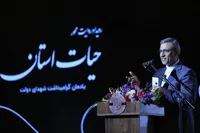 میدان جهاد امروز، خدمت به مردم و حل مشکلات اقتصادی و اجتماعی است