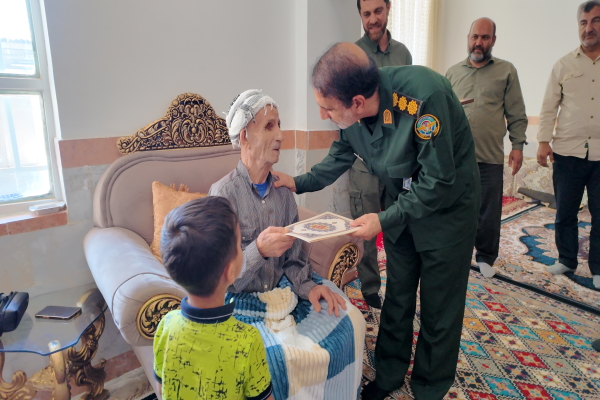 مرغزاری: پرچمی که امام راحل برافراشت شهدا در اهتزاز نگه داشته اند