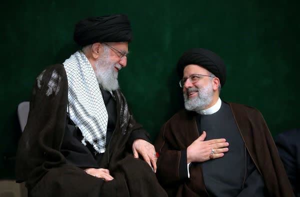 من سرباز رهبری هستم