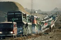 اهمیت مقاومت مردمی در شکست دشمنان 