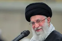 مهم‌ترین جمله رهبر شهید انقلاب در سال ۱۴۰۴ از نظر کاربران انتخاب شد/ رهبر شهید انقلاب: کسی مثل من با کسی مثل یزید بیعت نمی‌کند