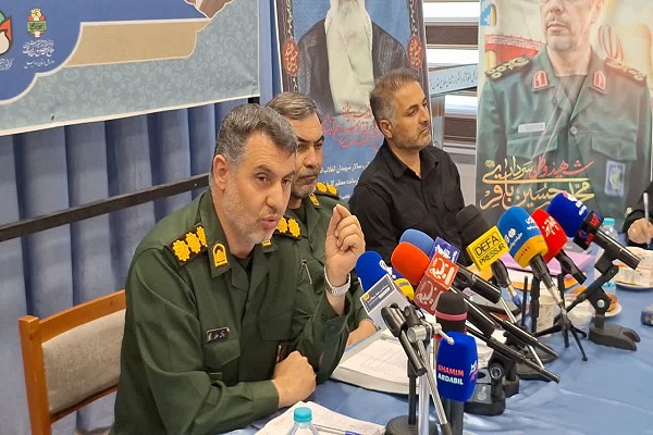 سرهنگ جهانبخش عطایی: نمایش ملت مبعوث‌شده هر روز در نمایشگاه دفاع مقدس اجرا می‌شود