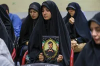 تصاویر/ آیین تجلیل از خانواده‌های معظم و فرزندان دانش‌آموز شهدا جنگ تحمیلی سوم در تبریز