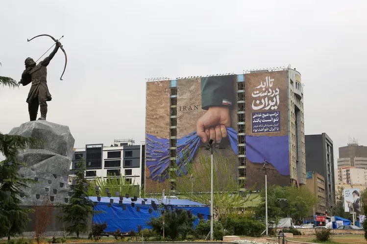 West’s Failure to Change the Iranian Regime from the Parthians and Sassanids to the Islamic Republic