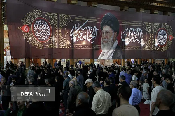 سوگ رهبر شهید سوگ رهبر شهید