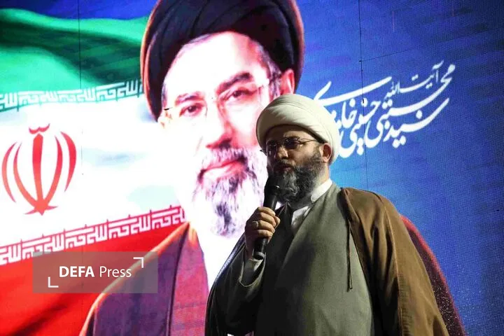 قمی