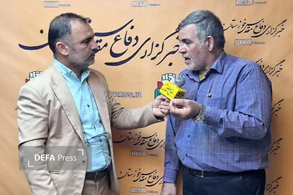 نویسنده دفاع مقدس