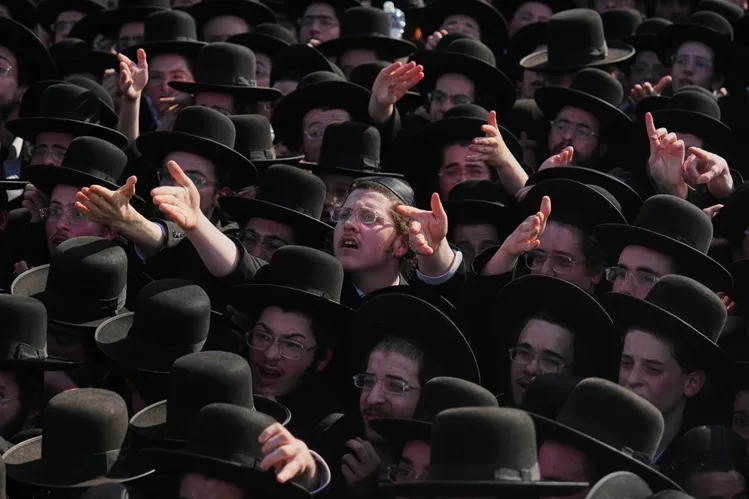 How Does Israel Turn Arab Voices Into a Tool for Defending Its Crimes?