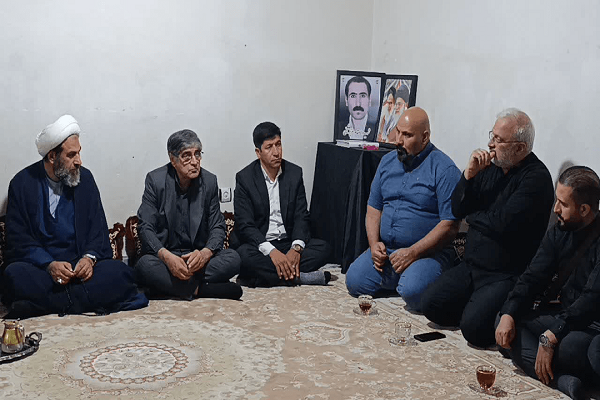تجلی همبستگی ایران و عراق در کوهدشت تجلی همبستگی ایران و عراق در کوهدشت