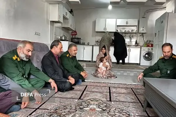 دیدار با خانواده شهدا