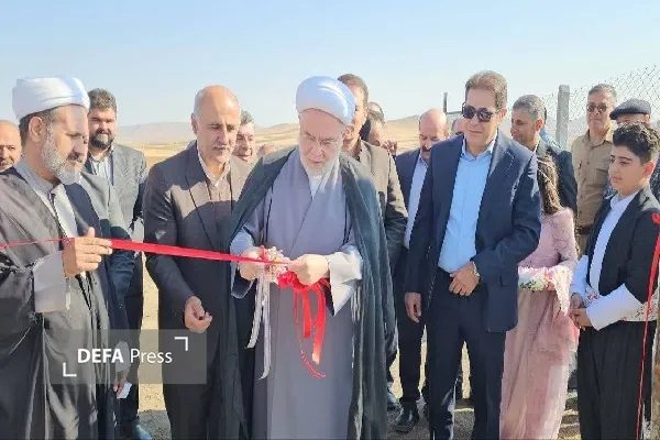 افتتاح طرح آبگیری و سامانه آبیاری تحت فشار مزرعه ۱۲ هکتاری زعفران در سنندج
