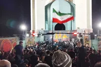 مراسم عزاداری شب عاشورا در یادمان شهدای گمنام تپه نورالشهدای قزوین برگزار شد