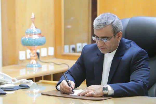 استاندار خراسان رضوی: کارگران ایرانی در خط مقدم جهاد اقتصادی ایستادهاند استاندار خراسان رضوی: کارگران ایرانی در خط مقدم جهاد اقتصادی ایستادهاند