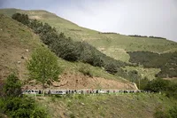 تصاویر/ همایش بزرگ پیاده‌روی خانوادگی در سنندج برگزار شد