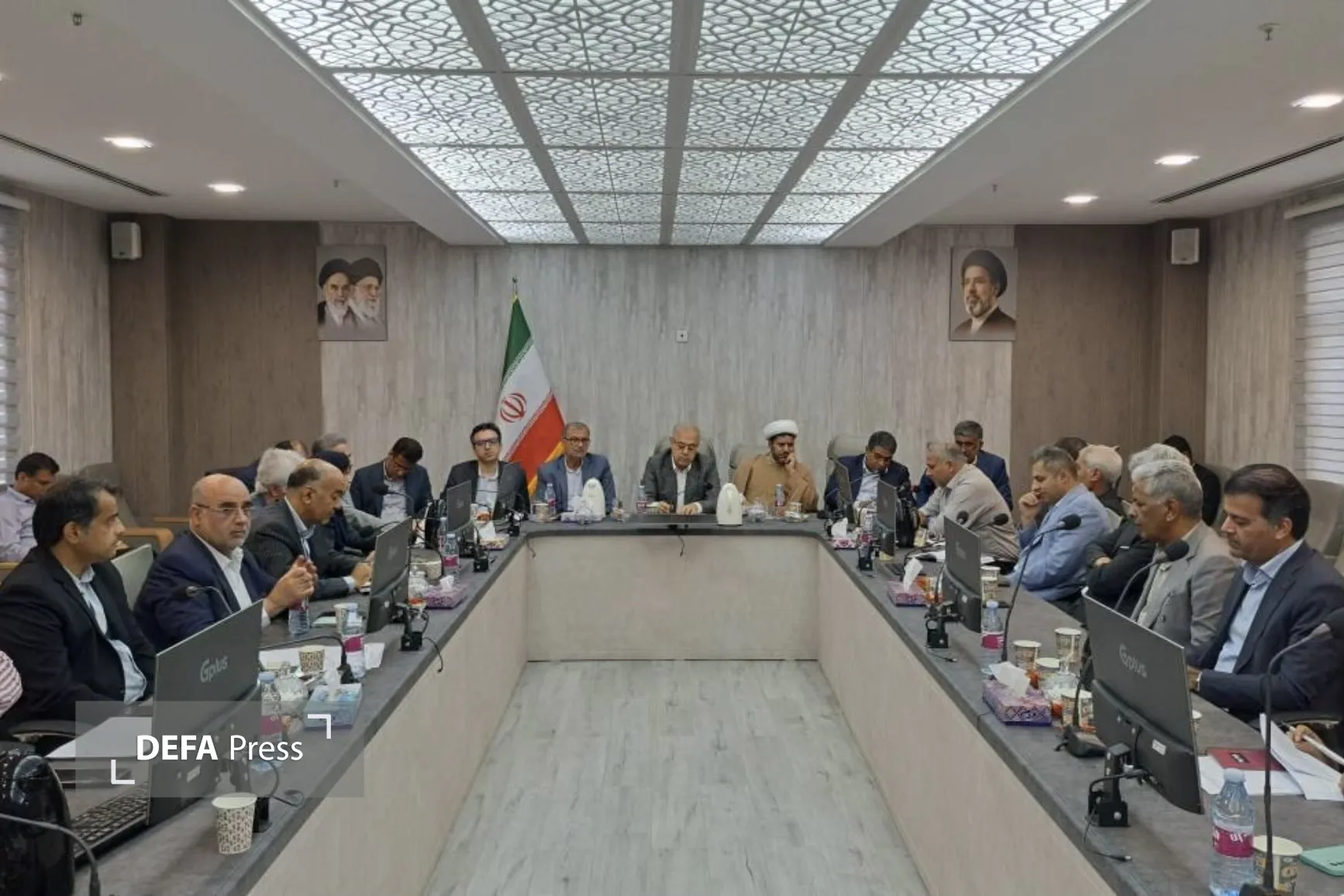 تقویت شاخص‌های توسعه شهرستان حاجی‌آباد و پیشبرد امور با رویکرد جهادی دنبال می‌شود