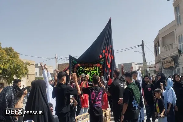 تصاویر/ آیین نخل گردانی و تعزیه در شهرک احتشامیه اراک