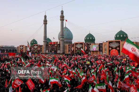 تشییع پیکر مطهر امام شهید در قم (۱)