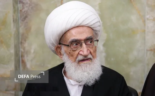 آیت الله حسین نوری همدانی آیت الله حسین نوری همدانی