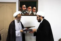 آثار هنری، ادبی و رسانه‌ای با محوریت نقش روحانیت در دفاع مقدس و مقاومت تولید می‌شود