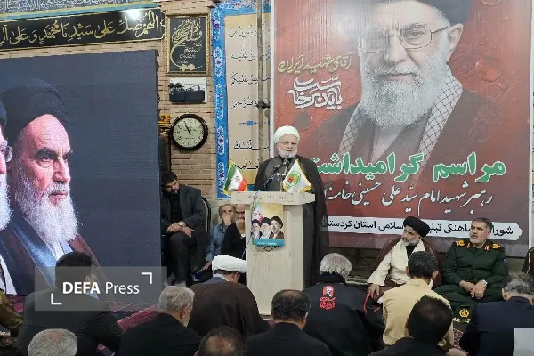 ملت ایران مسیر عزت و مقاومت را برگزیده است