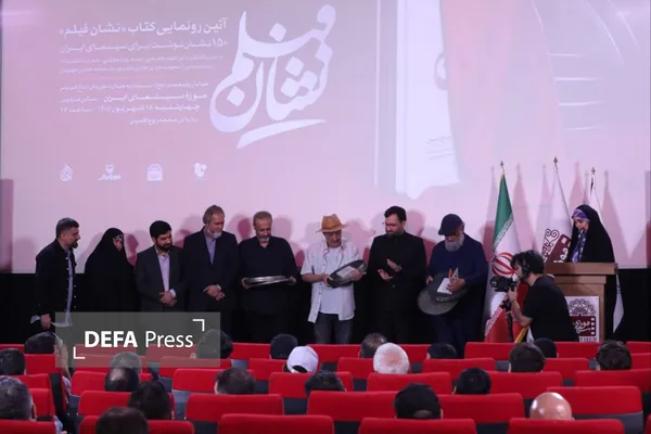روح‌الامین: زبان فارسی برای من دغدغه است