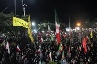 تصاویر/  اجتماع بزرگ بصیرت انقلابی در میدان شهدا شهر اراک