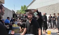 فیلم/ برپایی سفره حضرت ام‌البنین (س) در موکب یا لثارات‌الحسین (ع) کربلای معلی