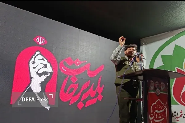 دشمن پس از ناکامی نظامی، جنگ شناختی و اقتصادی را علیه ملت ایران تشدید کرده است