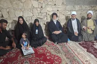 ترویج فرهنگ ایثار سد محکمی در برابر جنگ نرم و رسانه‌ای دشمن است