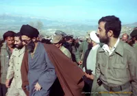تصاویر/ بازدید رهبر معظم انقلاب در دوران ریاست جمهوری از منطقه سرپل‌ذهاب